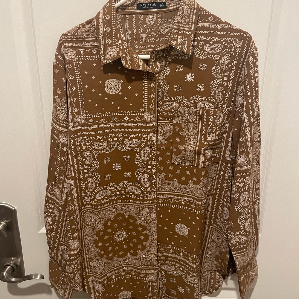 Printed button down
